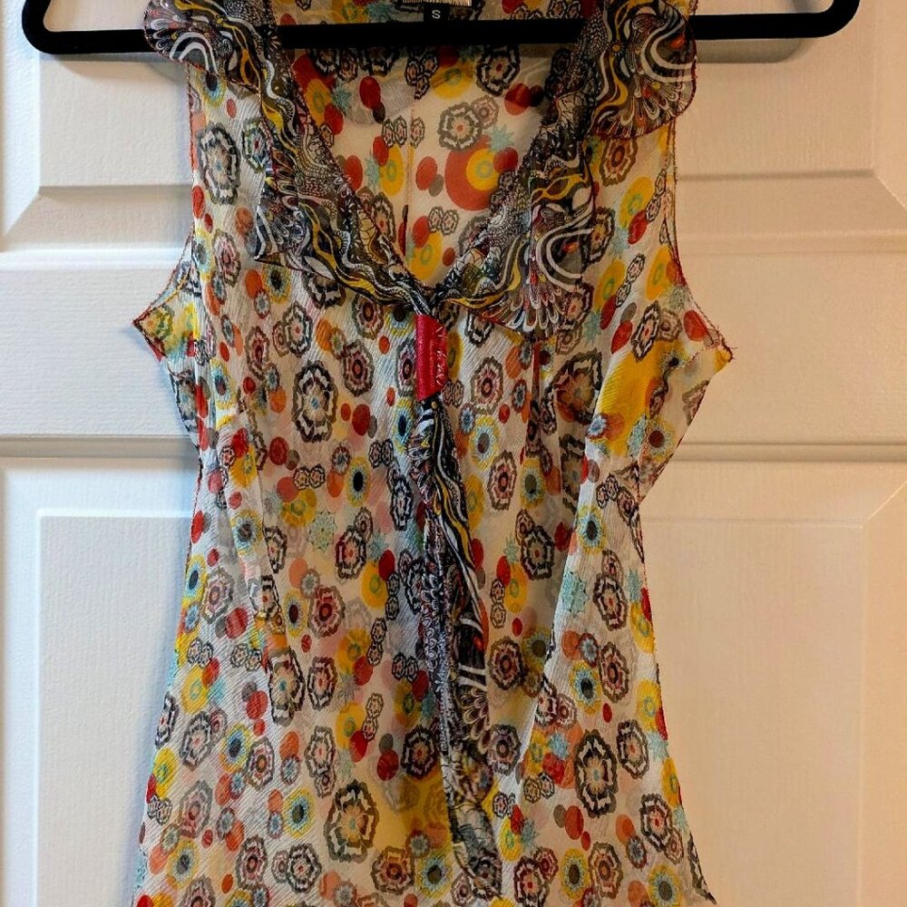 Faz2ae Nichols sheer top